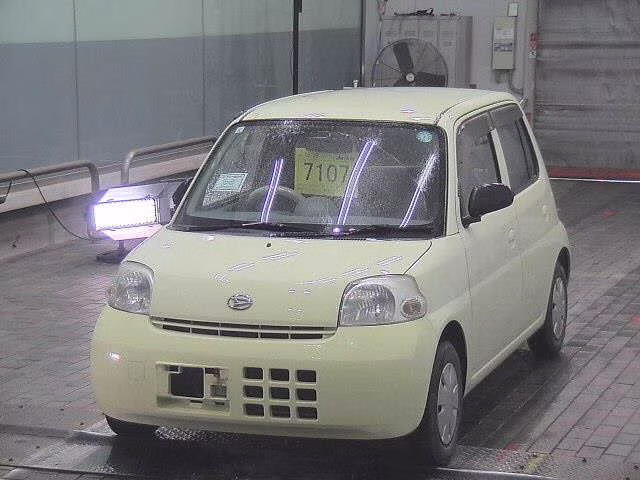 DAIHATSU ESSE