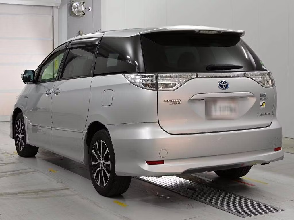 TOYOTA ESTIMA