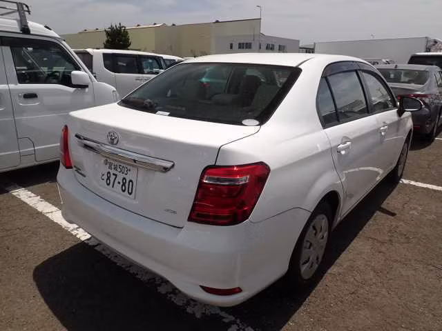 TOYOTA COROLLA AXIO
