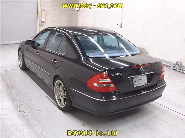 MERCEDES-BENZ E-CLASS