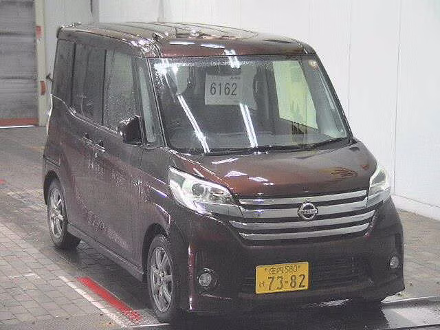 NISSAN DAYZ ROOX