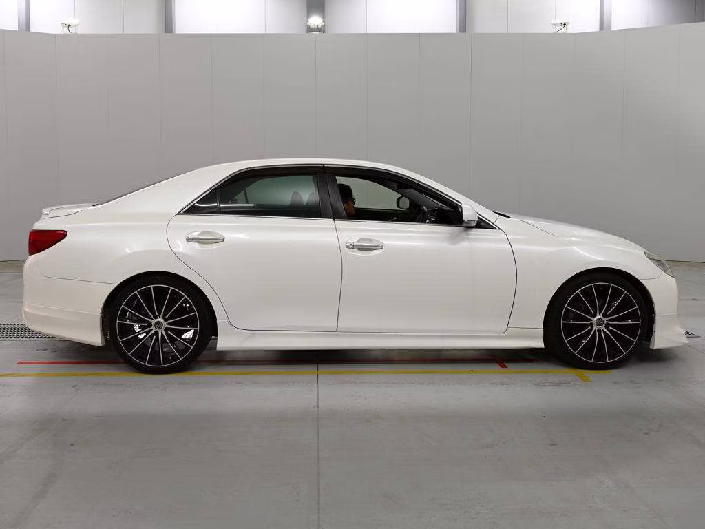 TOYOTA MARK X