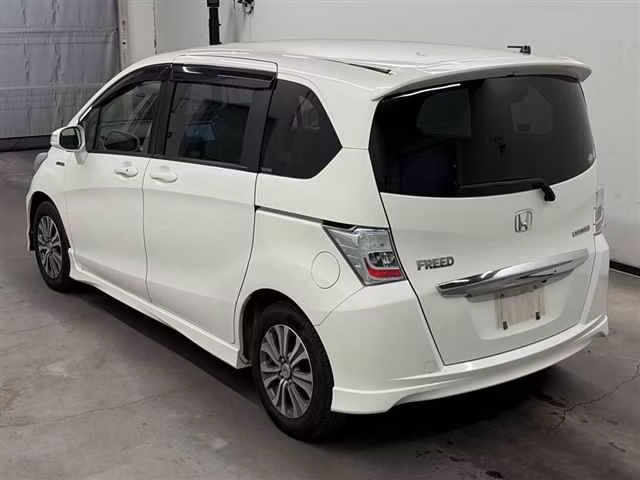 HONDA FREED