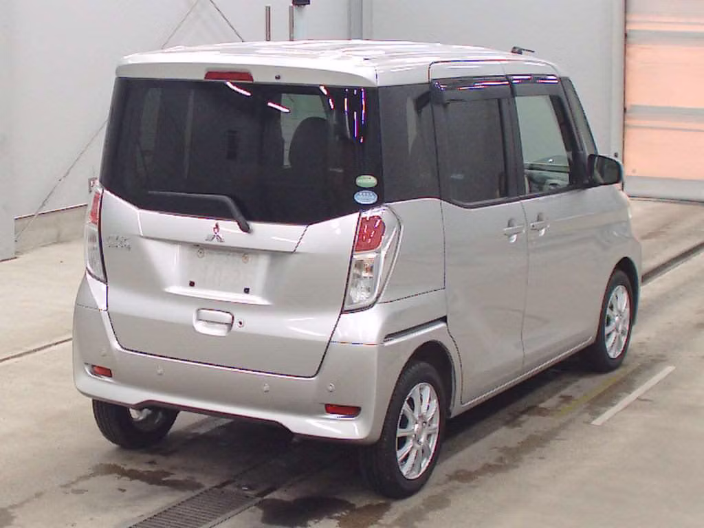 MITSUBISHI EK SPACE