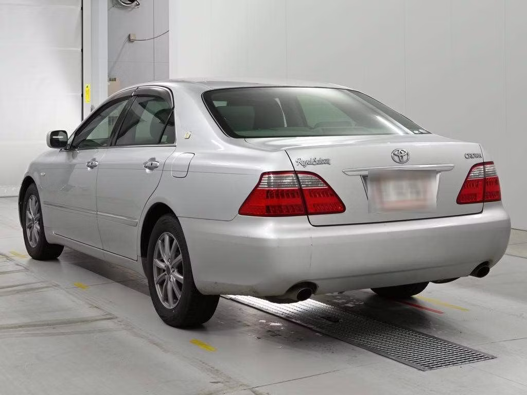 TOYOTA CROWN