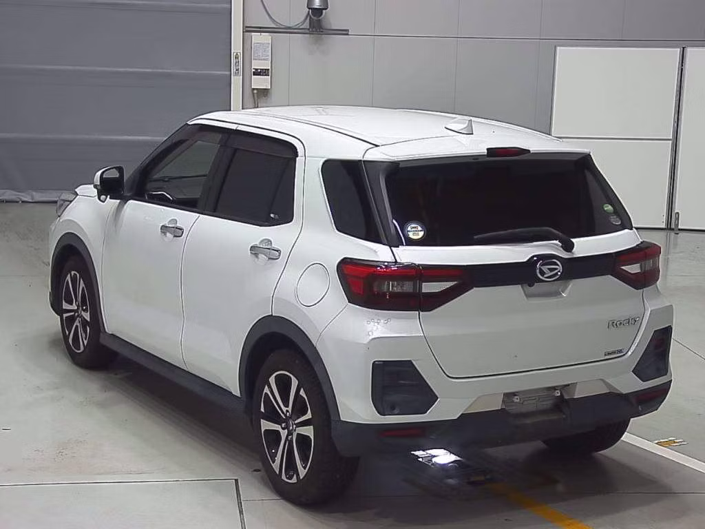 DAIHATSU ROCKY