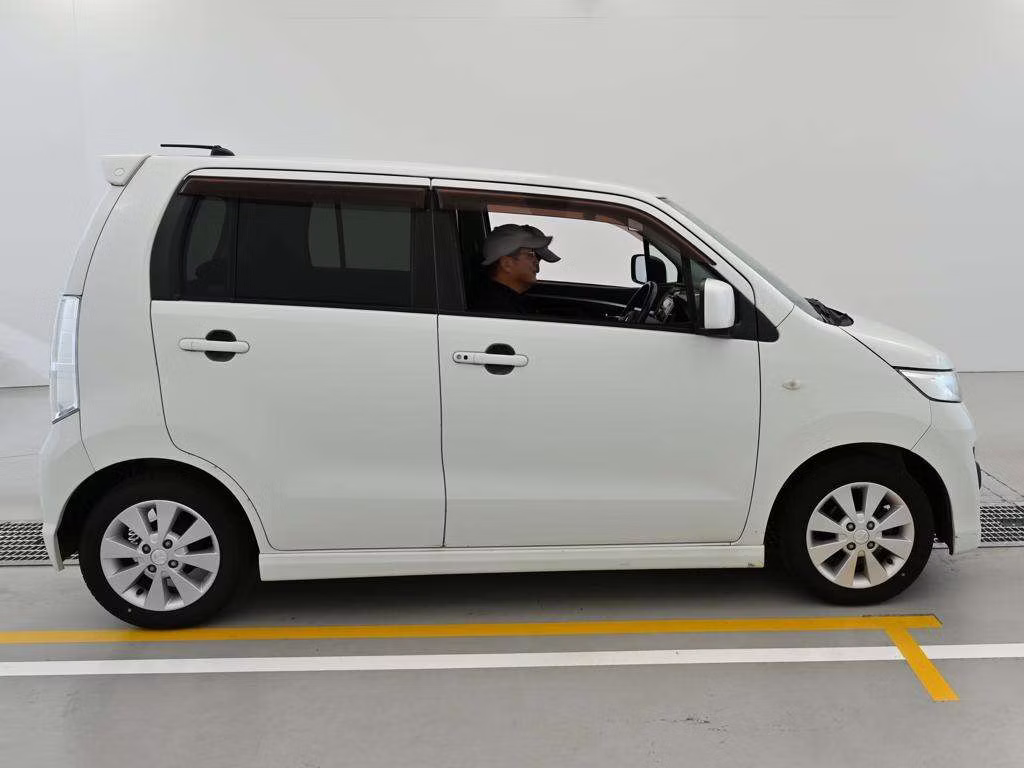 MAZDA AZ-WAGON