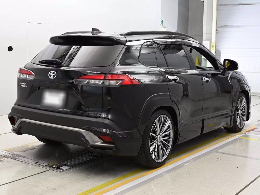 TOYOTA COROLLA CROSS
