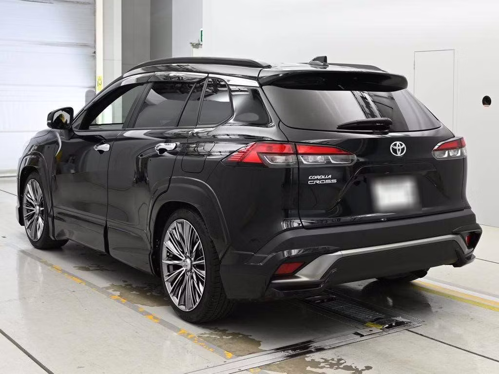 TOYOTA COROLLA CROSS