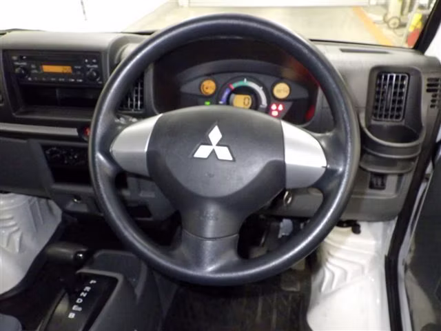 MITSUBISHI MINICAB MIEV