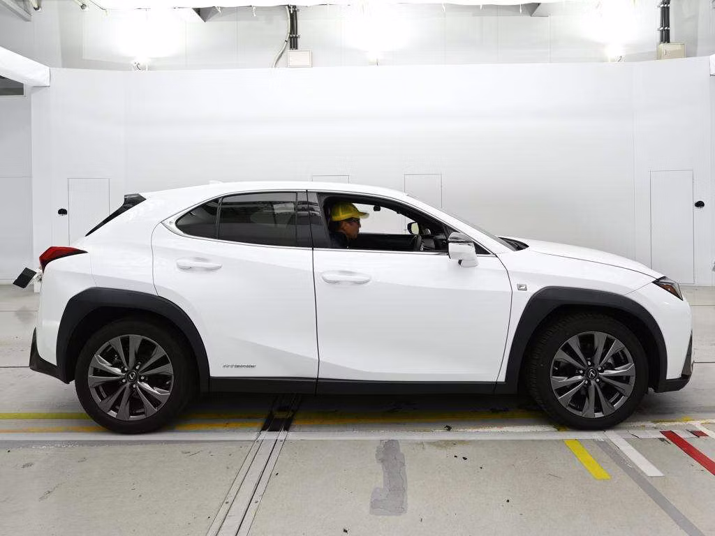 LEXUS UX250H