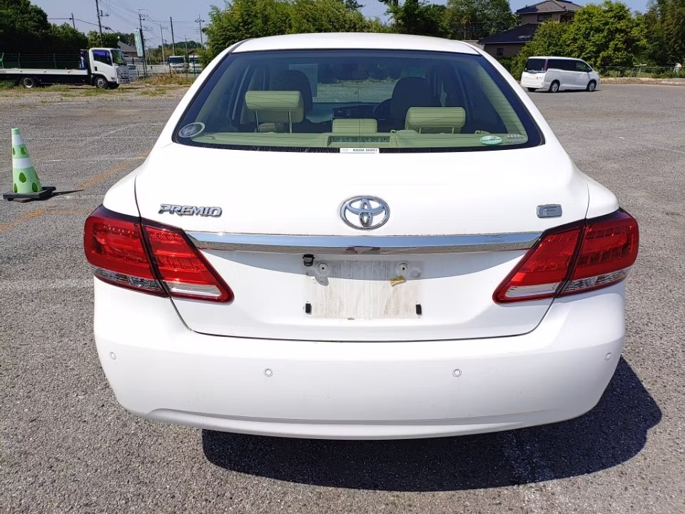 TOYOTA PREMIO