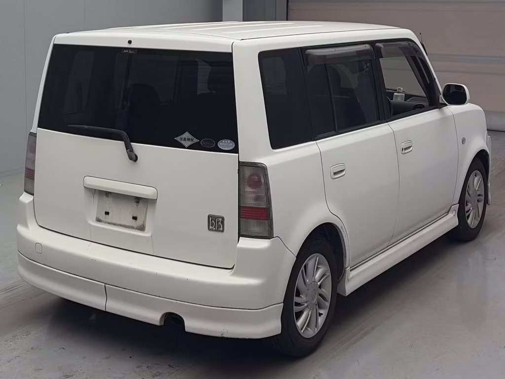 TOYOTA BB