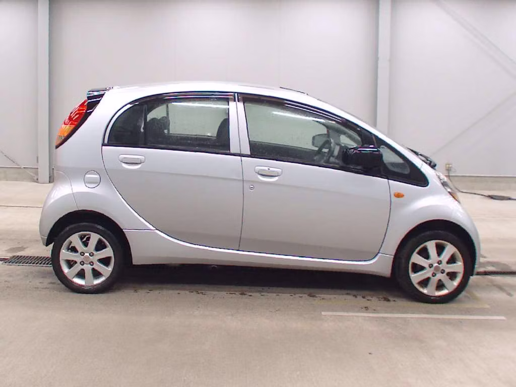 MITSUBISHI I-MIEV