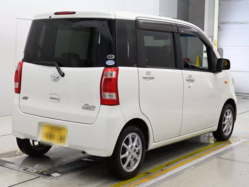 DAIHATSU TANTO EXE