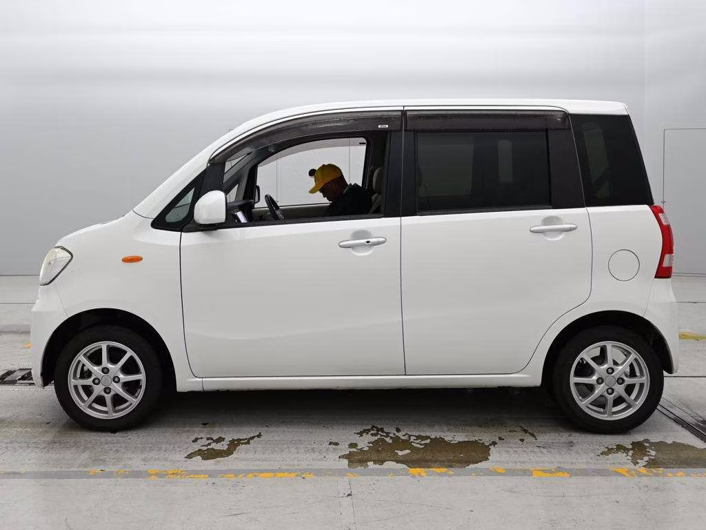 DAIHATSU TANTO EXE