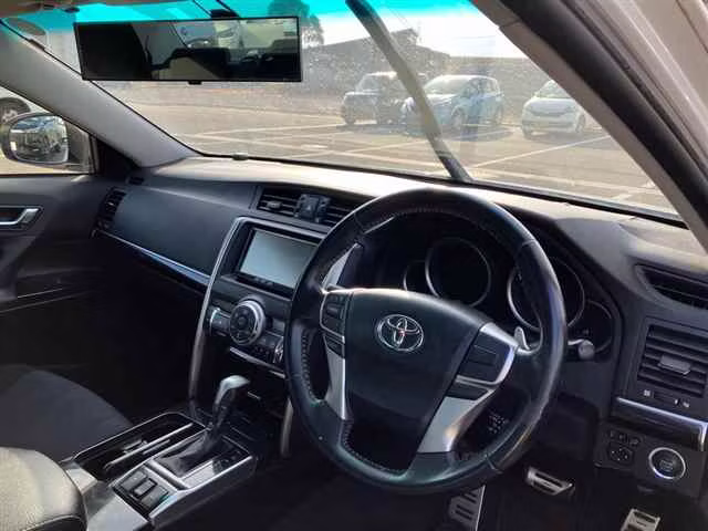 TOYOTA MARK X