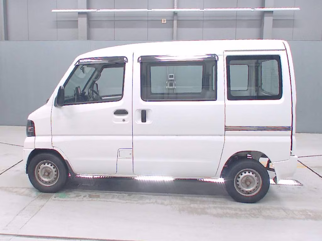 MITSUBISHI MINICAB