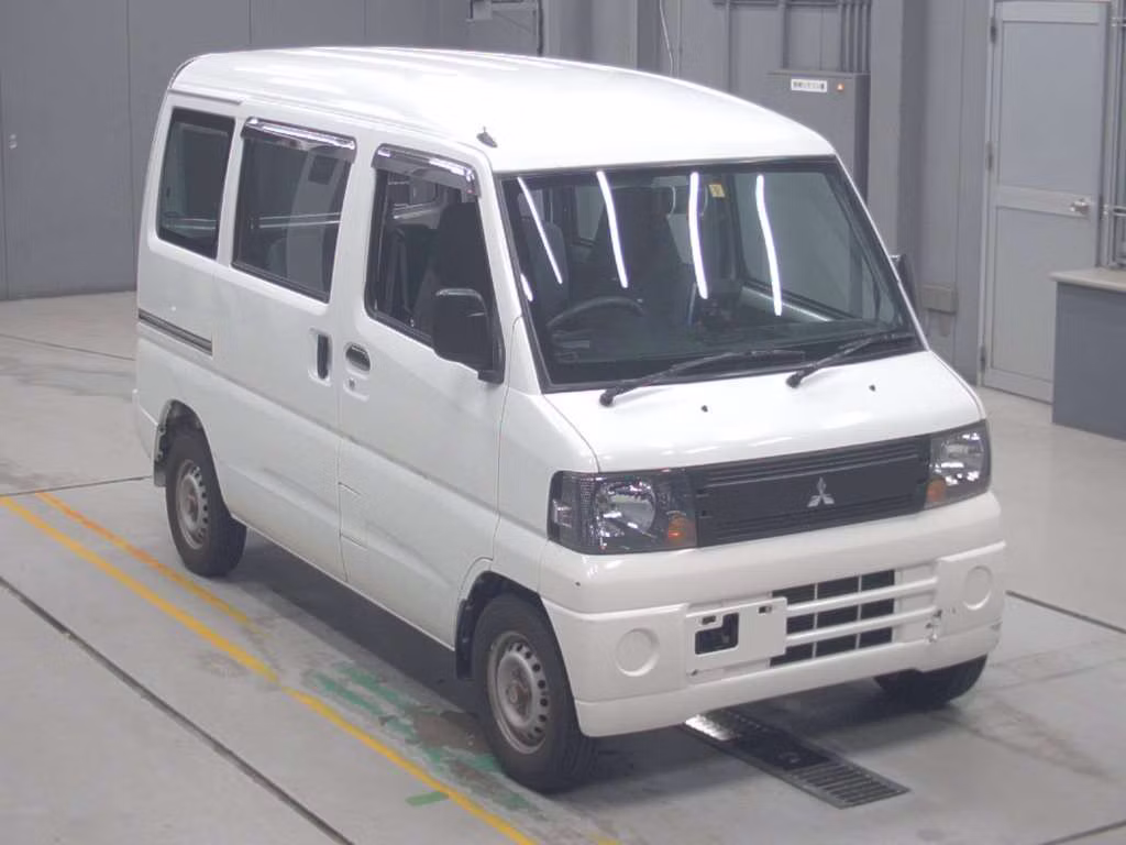 MITSUBISHI MINICAB