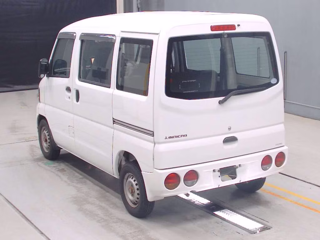 MITSUBISHI MINICAB