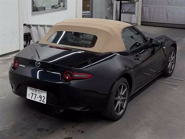 MAZDA ROADSTER