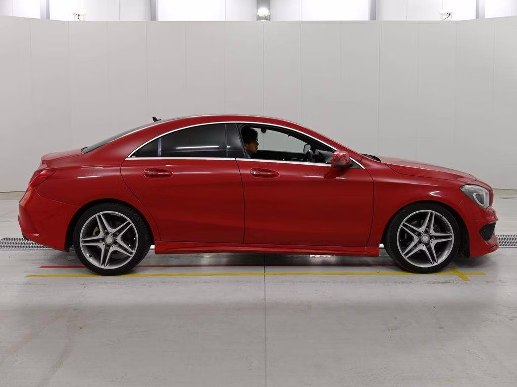 MERCEDES-BENZ CLA-CLASS