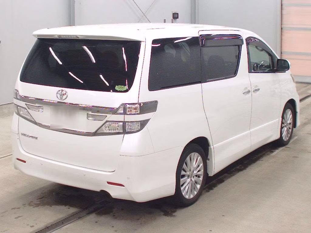 TOYOTA VELLFIRE