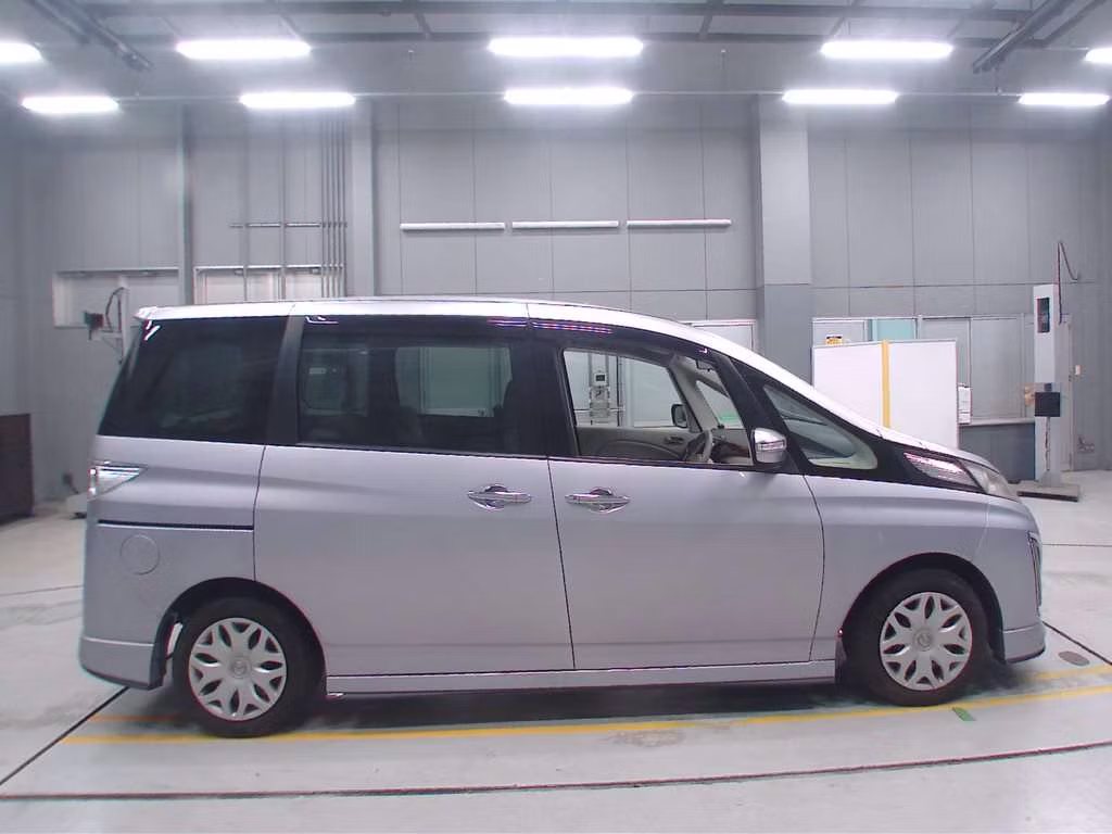 MAZDA BIANTE