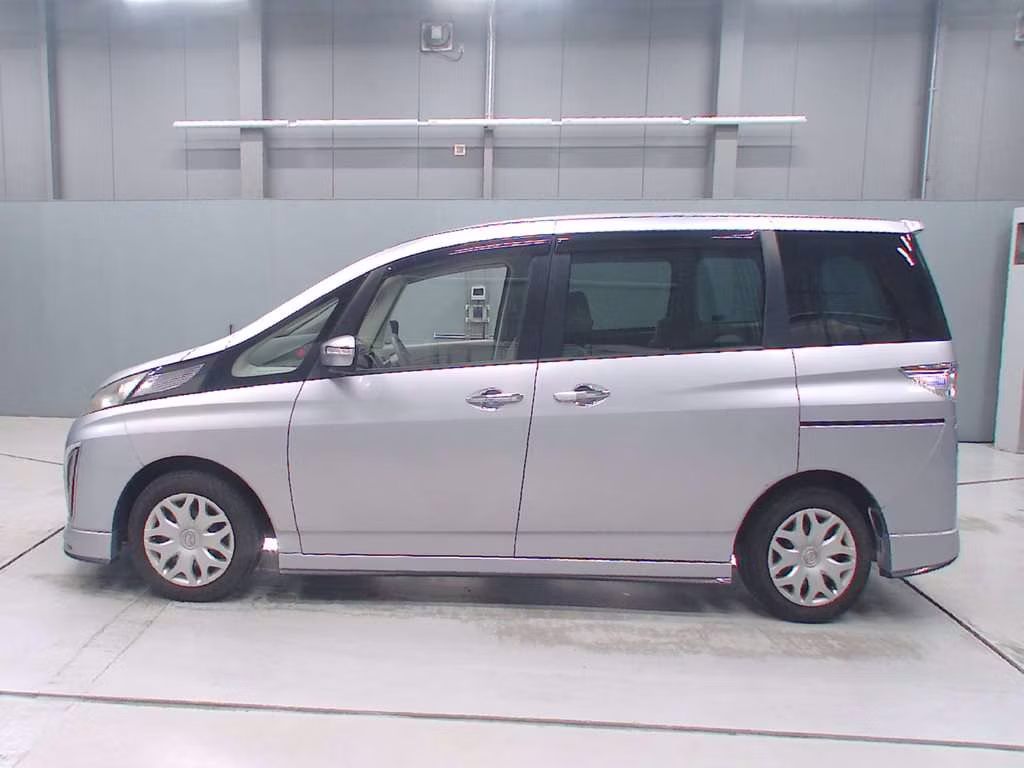 MAZDA BIANTE