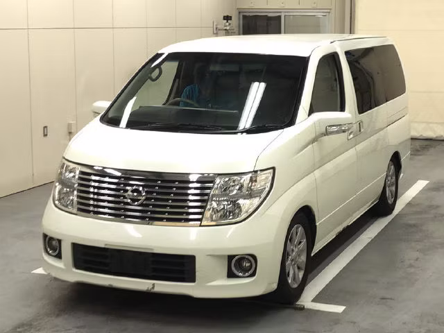 NISSAN ELGRAND