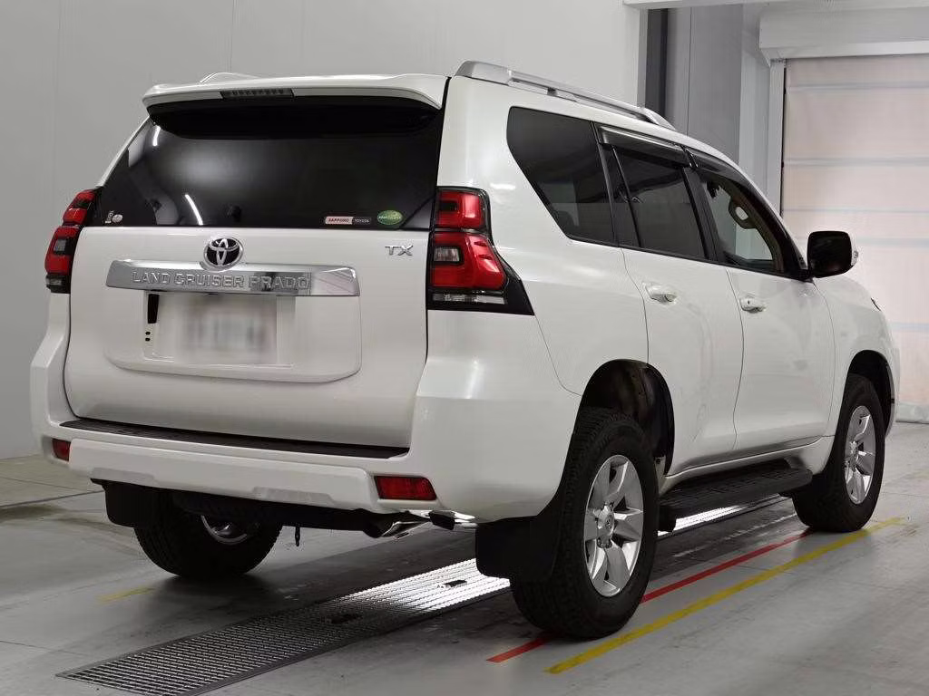 TOYOTA LAND CRUISER PRADO