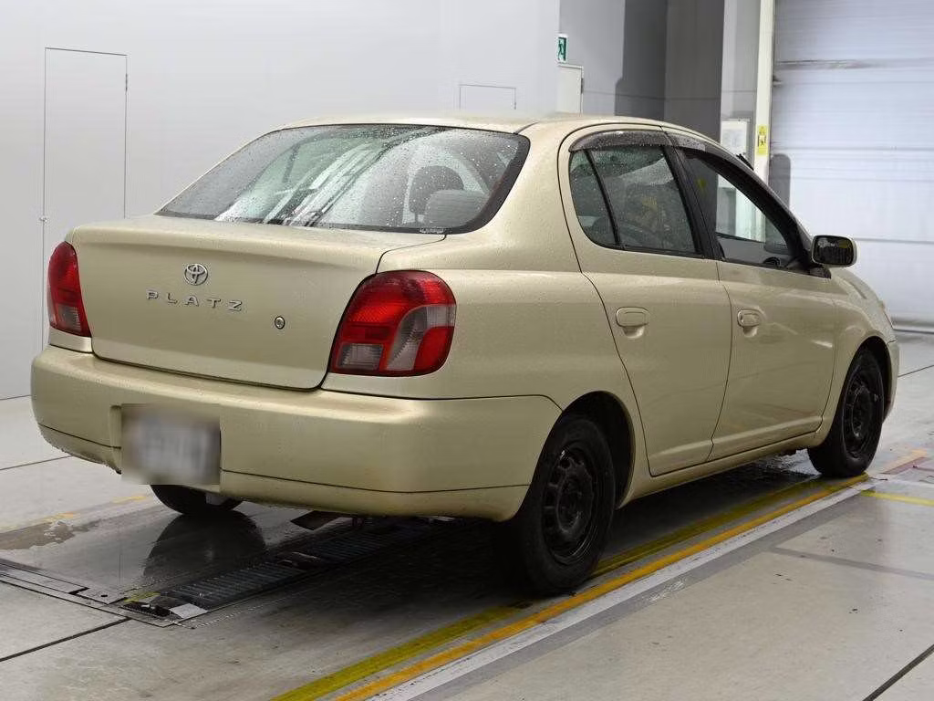 TOYOTA PLATZ