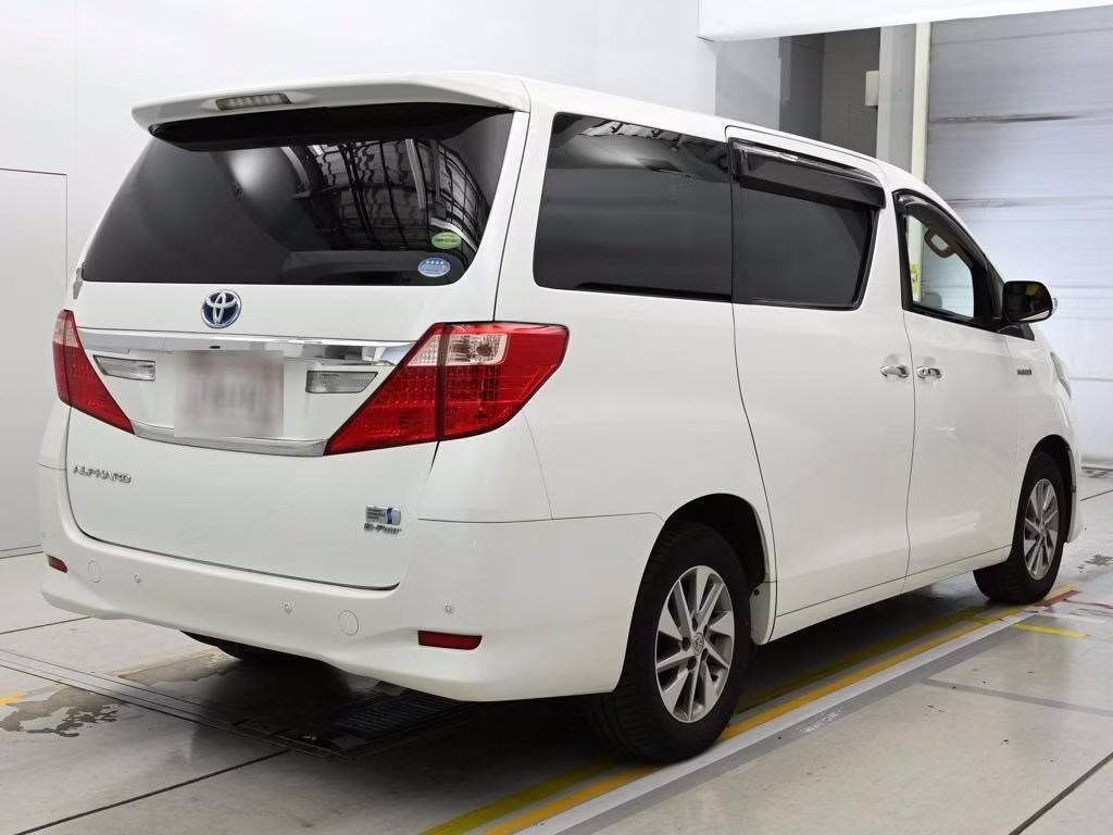 TOYOTA ALPHARD