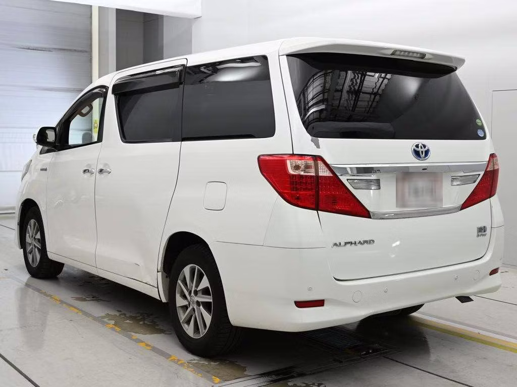 TOYOTA ALPHARD