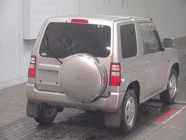 MITSUBISHI PAJERO MINI