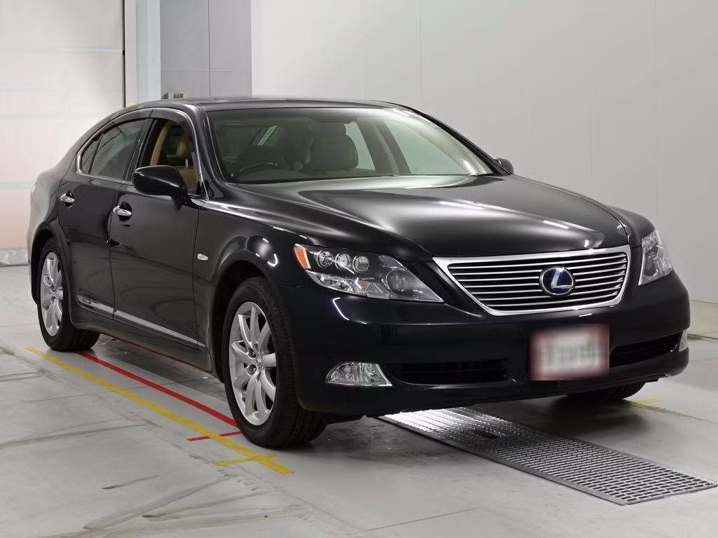 LEXUS LS600H