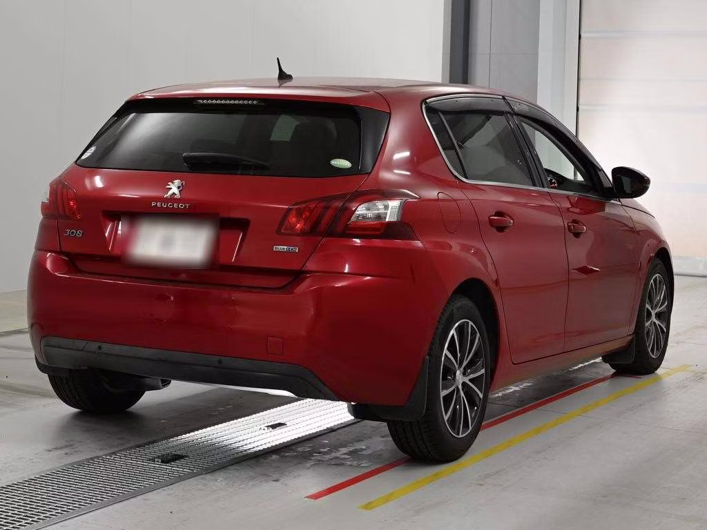 PEUGEOT 308