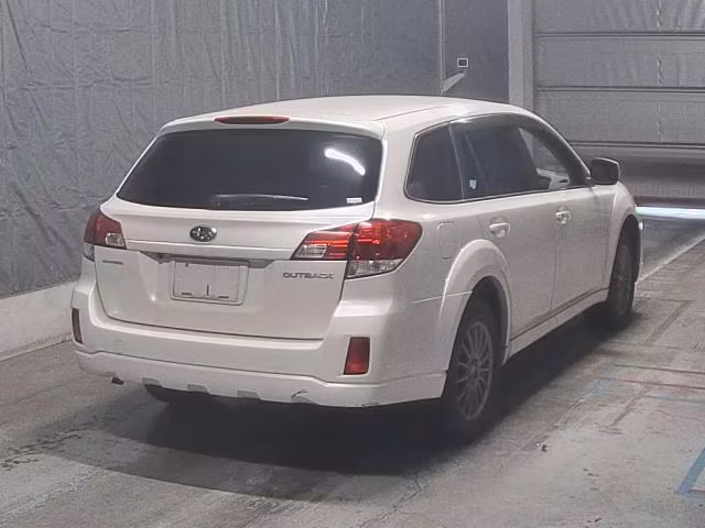 SUBARU OUTBACK
