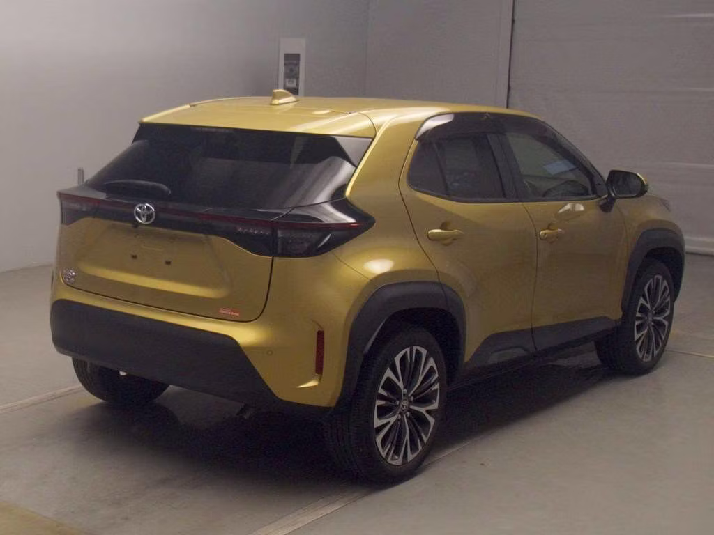 TOYOTA YARIS CROSS