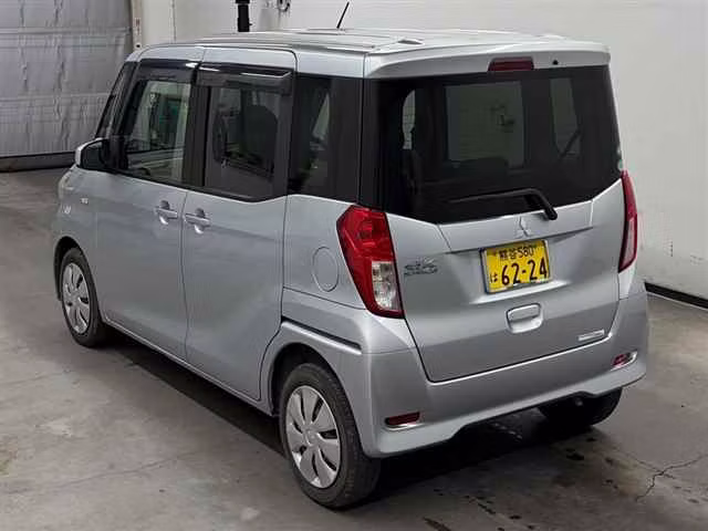 MITSUBISHI EK SPACE