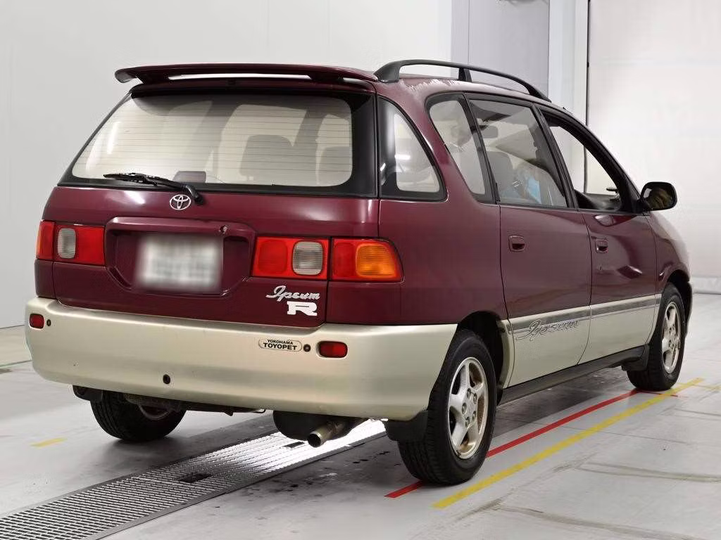 TOYOTA IPSUM