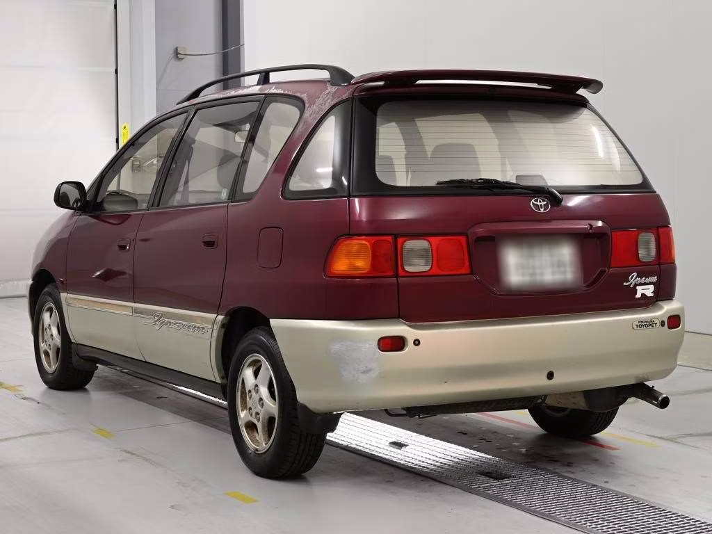 TOYOTA IPSUM