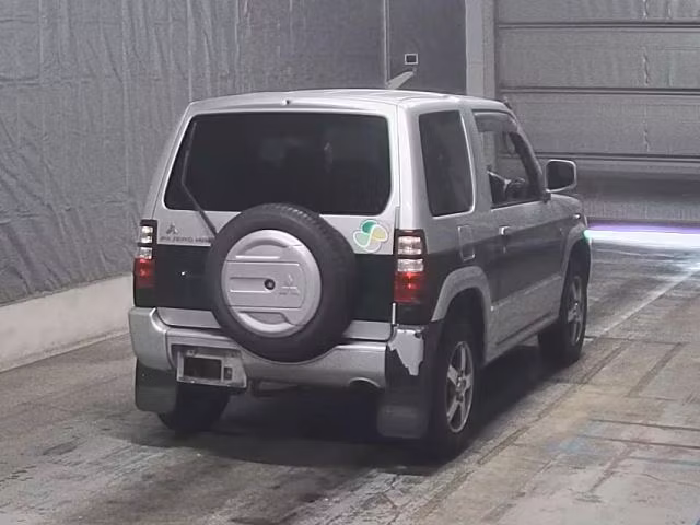 MITSUBISHI PAJERO MINI