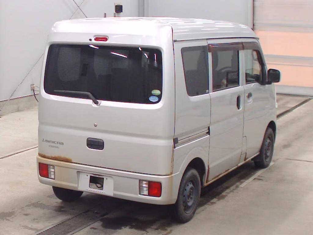 MITSUBISHI MINICAB