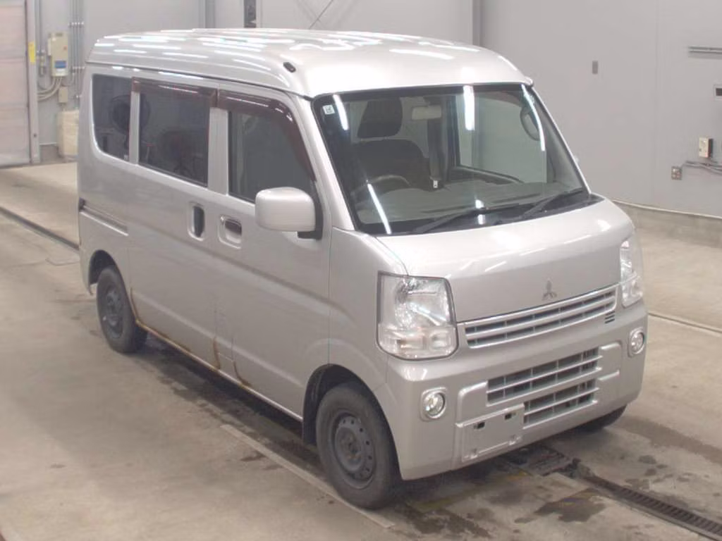 MITSUBISHI MINICAB