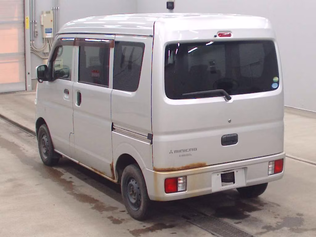 MITSUBISHI MINICAB