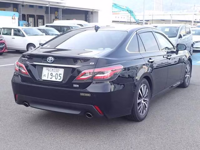 TOYOTA CROWN