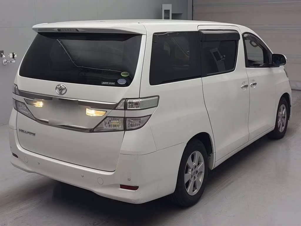 TOYOTA VELLFIRE
