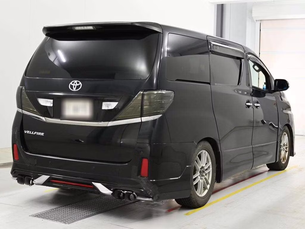 TOYOTA VELLFIRE