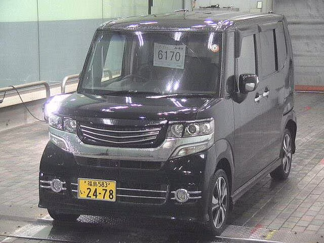 HONDA N-BOX